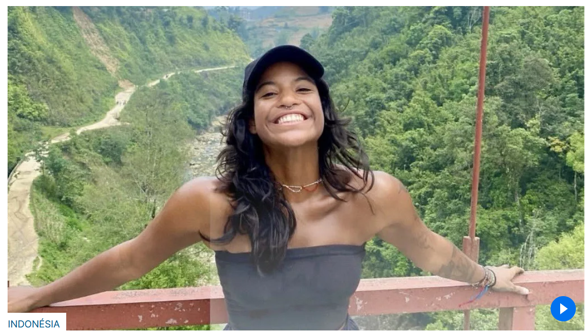 jovem caiu vulcao indonesia